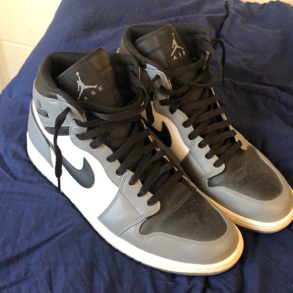 Nike Retro 1 “Rare Air”